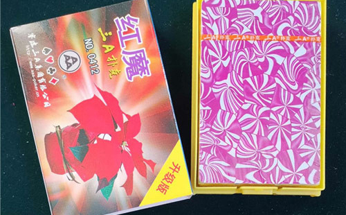 文化传承与多元价值：桑日纸牌的现代发展与应用探索